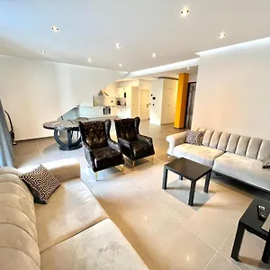  Apartamento Brand-new In The Heart Of